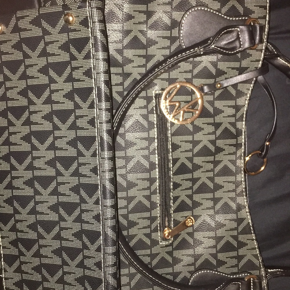 NWT...Wendy keen purse